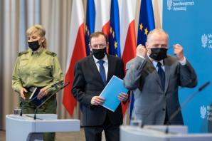 [VIDEO] Minister Mariusz Kamiński przedstawił szczegóły dotyczące budowy zapory na granicy z Białorusią. Rozwiązania są oparte na doświadczeniu innych państw m.in. Stanów Zjednoczonych, Grecji, Hiszpanii czy Węgier