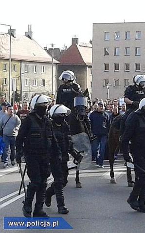 Ruch Chorzów kontra Wisła Kraków. 10 pseudokibiców w areszcie! 