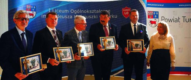 [VIDEO] Minister Przemysław Czarnek otworzył nową salę gimnastyczną w Turku